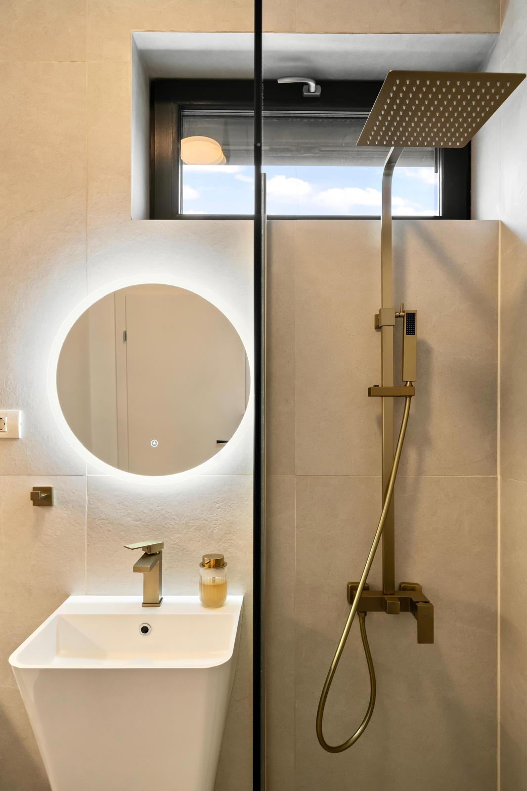 Apartamente lucrare 37